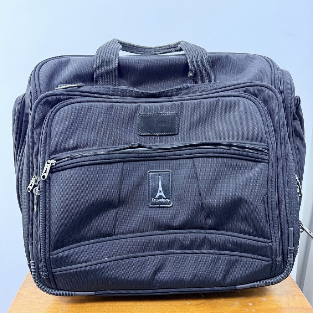 Travelpro Crew 5 Rolling Pilot Flight Bag Underseat Carry On Luggage Organizer - Picture 11 of 11